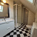 Nydelig Hus Med Privat Hage Og Fantastisk Utsikt Over Fisketorget, Bryggen Og Sentrum *