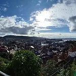 Nydelig Hus Med Privat Hage Og Fantastisk Utsikt Over Fisketorget, Bryggen Og Sentrum *