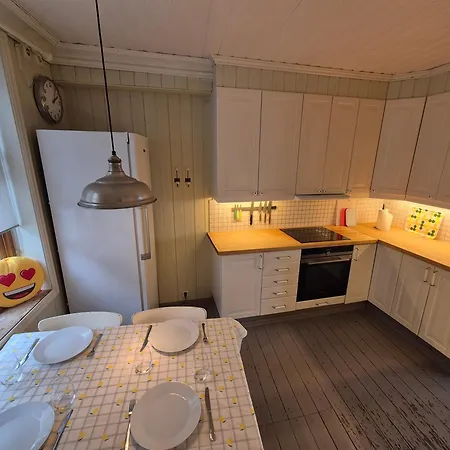 Nydelig Hus Med Privat Hage Og Fantastisk Utsikt Over Fisketorget, Bryggen Og Sentrum * Μπέργκεν