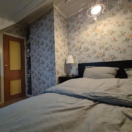 Nydelig Hus Med Privat Hage Og Fantastisk Utsikt Over Fisketorget, Bryggen Og Sentrum Apartamento